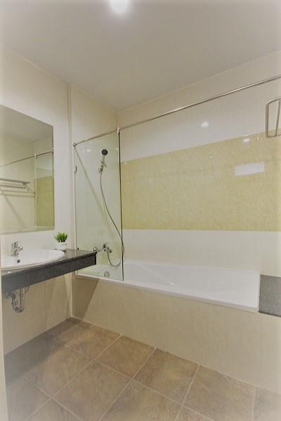 Paragon Suites Resort Джомтьен Экстерьер фото